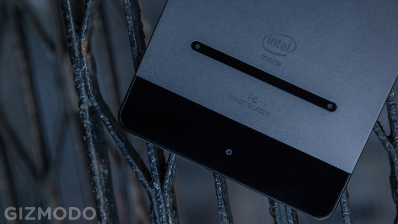 Illustration for article titled Dell Venue 8 7000 Review: A Terrible Name For an Incredible TabletÂ